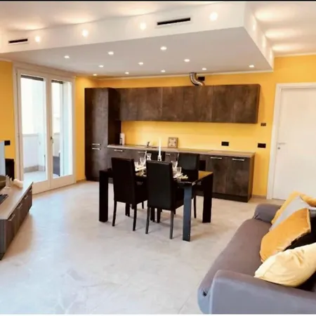 Casa Di Como. Apartamento Como