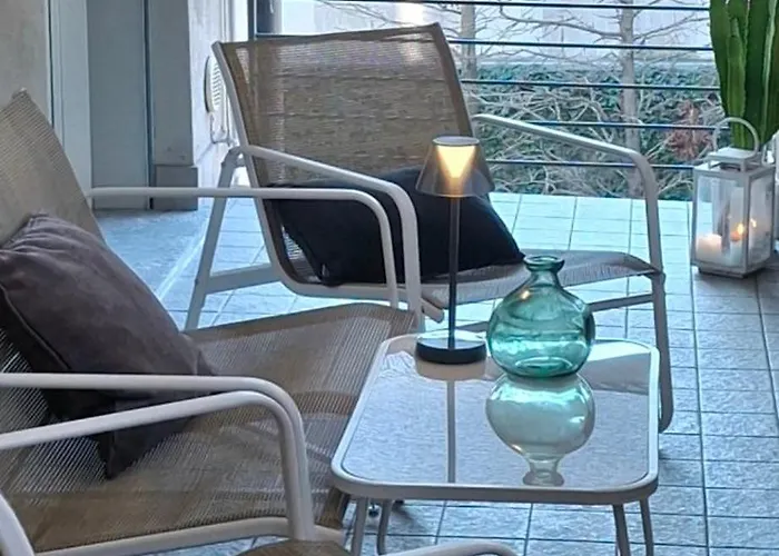 Casa Di Como. * Como